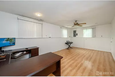 3 Charles Court, Edison, NJ 08820 - Photo 35