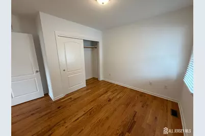 16 E Kupsch Street E #A, Sayreville, NJ 08872 - Photo 5