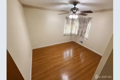 89 Oak Lane, Edison, NJ 08817 - Photo 11