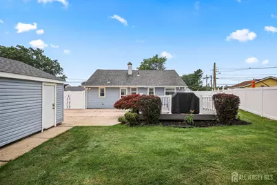 399 Hudson Boulevard, Avenel, NJ 07001 - Photo 19