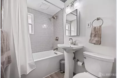 399 Hudson Boulevard, Avenel, NJ 07001 - Photo 13