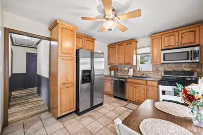 399 Hudson Boulevard, Avenel, NJ 07001 - Photo 7
