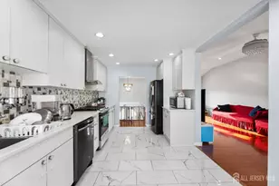 200 Rosewood Ln, Port Reading, NJ 07064 - Photo 23