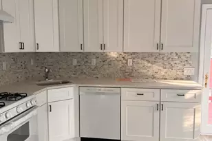 35 Fiat Ave, Iselin, NJ 08830 - Photo 5