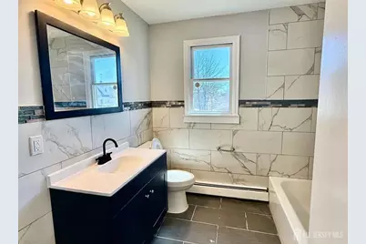 35 Fiat Avenue, Iselin, NJ 08830 - Photo 13