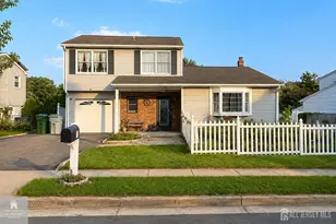 17 Ridge Rd, Edison, NJ 08817 - Photo 1
