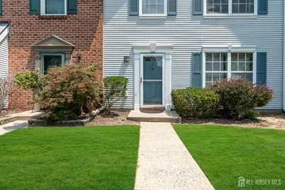 91 Chelsea Court #14, Franklin Township, NJ 08823 - Photo 3