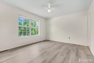 91 Chelsea Ct, Franklin Township, NJ 08823 - Photo 17
