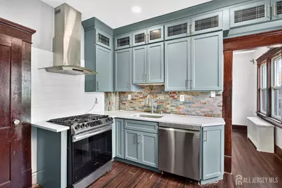 11 S Livingston Avenue S, Fords, NJ 08863 - Photo 13