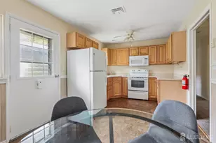 52 Cambridge Ct, Lakewood, NJ 08701 - Photo 11