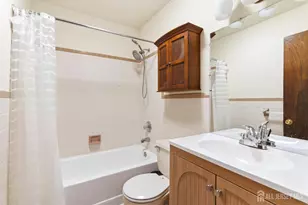 1705 Merrywood Dr, Edison, NJ 08817 - Photo 23
