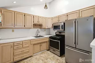 51 Haven Terrace, Sayreville, NJ 08859 - Photo 9
