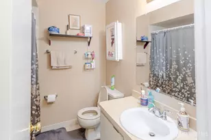 606 Green Hollow Dr, Iselin, NJ 08830 - Photo 9