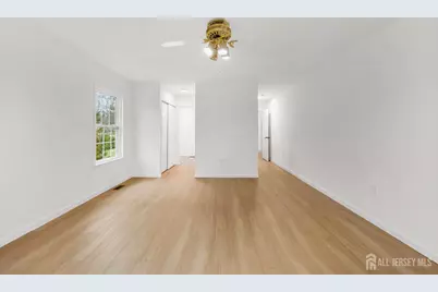 29 Hillsborough Road, Monroe Township, NJ 08831 - Photo 13