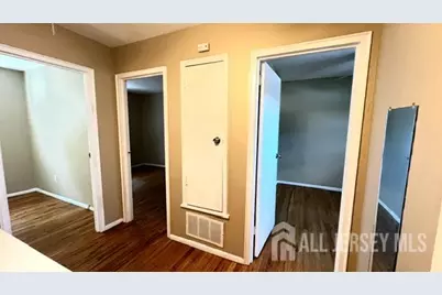 238 E Inza Street, Highland Park, NJ 08904 - Photo 17