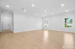20 Milton Ave, Edison, NJ 08820 - Photo 15