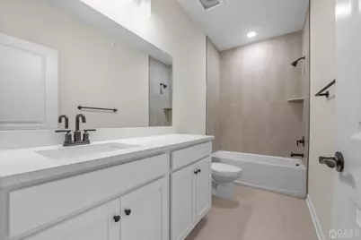 204 Lyla Lane, New Brunswick, NJ 08901 - Photo 17