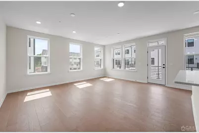 204 Lyla Lane, New Brunswick, NJ 08901 - Photo 5