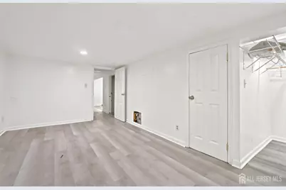 56 Grant Avenue, Carteret, NJ 07008 - Photo 41