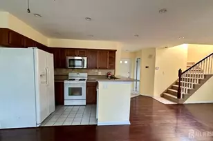 435 Meade Ct, East Brunswick Township, NJ 08816 - Photo 7