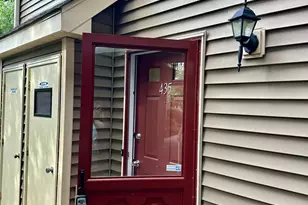 435 Meade Ct, East Brunswick Township, NJ 08816 - Photo 3
