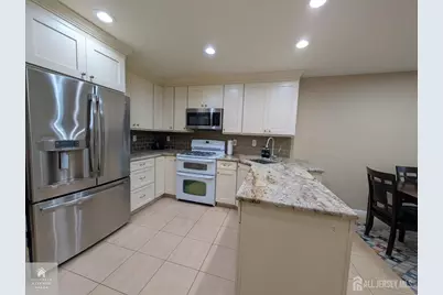 22 Heather Court, South Brunswick Township, NJ 08852 - Photo 9