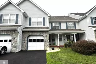 22 Heather Ct, South Brunswick Township, NJ 08852 - Photo 1