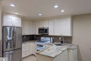 22 Heather Ct, South Brunswick Township, NJ 08852 - Photo 5