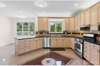 5 Bard Drive, Monroe Township, NJ 08831 - Photo 13