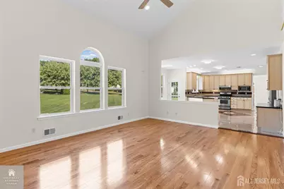 5 Bard Drive, Monroe Township, NJ 08831 - Photo 21