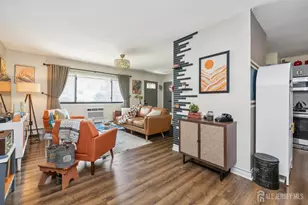 818 Cricket Ln, Woodbridge Township, NJ 07095 - Photo 13