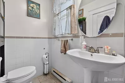 81 Louis Street, New Brunswick, NJ 08901 - Photo 13