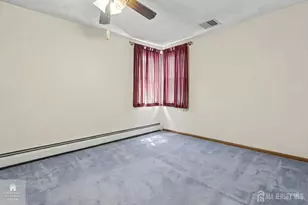 92 Silver Lake Ave, Edison, NJ 08817 - Photo 13