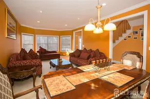 43 Melbloum Ln, Edison, NJ 08837 - Photo 11