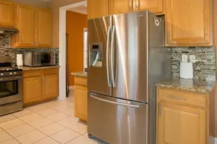 43 Melbloum Ln, Edison, NJ 08837 - Photo 21
