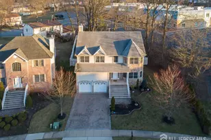 43 Melbloum Ln, Edison, NJ 08837 - Photo 7