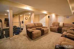 43 Melbloum Ln, Edison, NJ 08837 - Photo 45