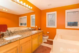43 Melbloum Ln, Edison, NJ 08837 - Photo 35