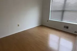 778 Harbortown Blvd, Perth Amboy, NJ 08861 - Photo 13