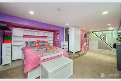32 Loring Avenue, Edison, NJ 08817 - Photo 19