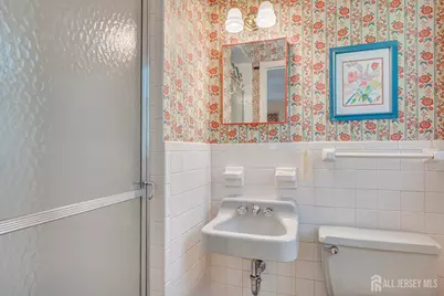 560 Wakefield Drive, Metuchen, NJ 08840 - Photo 35
