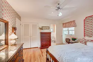 560 Wakefield Dr, Metuchen, NJ 08840 - Photo 33