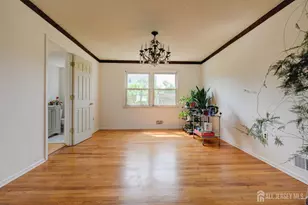 23 Charlton Ave, Piscataway Township, NJ 08854 - Photo 9