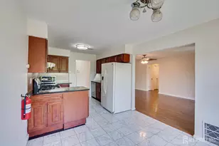 1111 Green Hollow Dr, Iselin, NJ 08830 - Photo 13