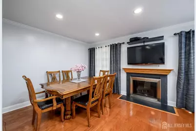 136 Woodmere Drive, Sayreville, NJ 08859 - Photo 9