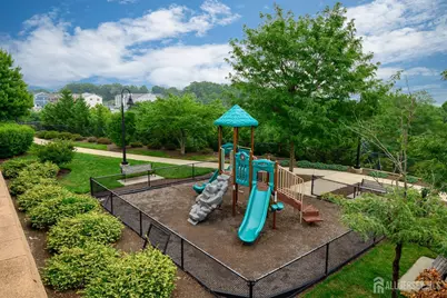 136 Woodmere Drive, Sayreville, NJ 08859 - Photo 31