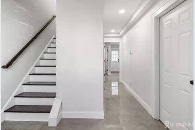22 Arcadia Place #B, Union Township, NJ 07088 - Photo 3