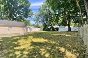 408 Ryders Ln, East Brunswick Township, NJ 08816 - Photo 19