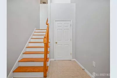 189 Sunshine Drive, Piscataway Township, NJ 08854 - Photo 5