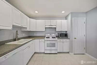 189 Sunshine Drive, Piscataway Township, NJ 08854 - Photo 9